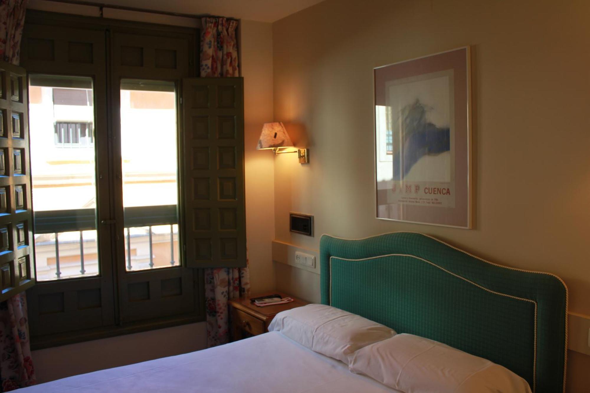 Hotel Leonor De Aquitania Cuenca  Szoba fotó