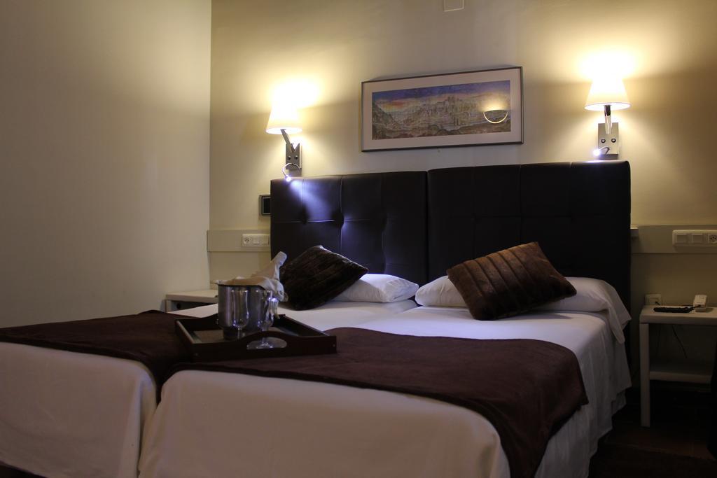 Hotel Leonor De Aquitania Cuenca  Kültér fotó