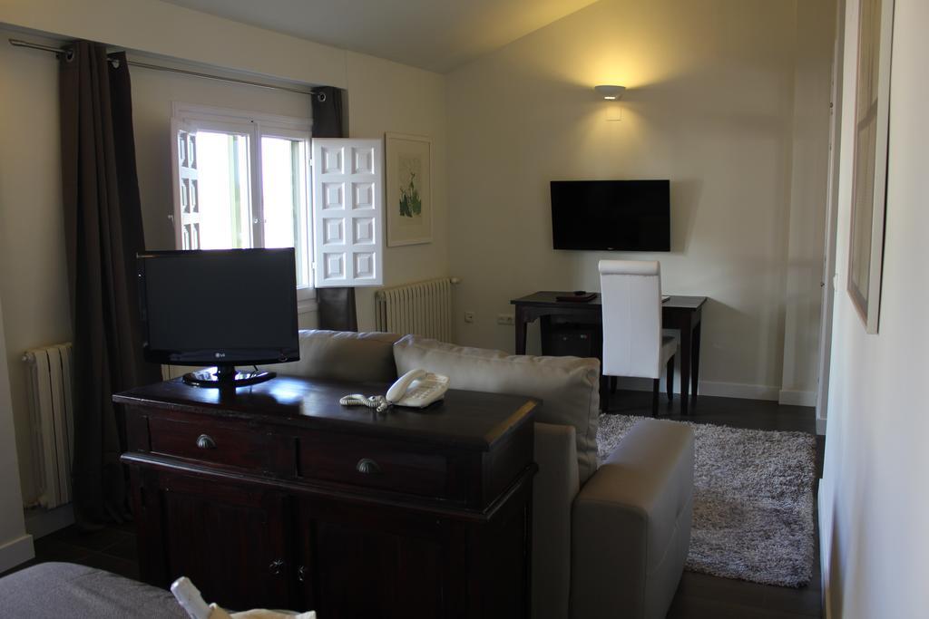 Hotel Leonor De Aquitania Cuenca  Szoba fotó