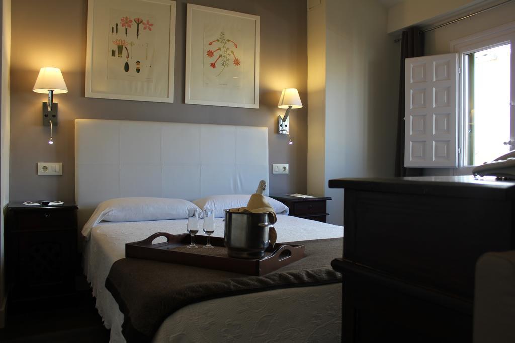 Hotel Leonor De Aquitania Cuenca  Kültér fotó